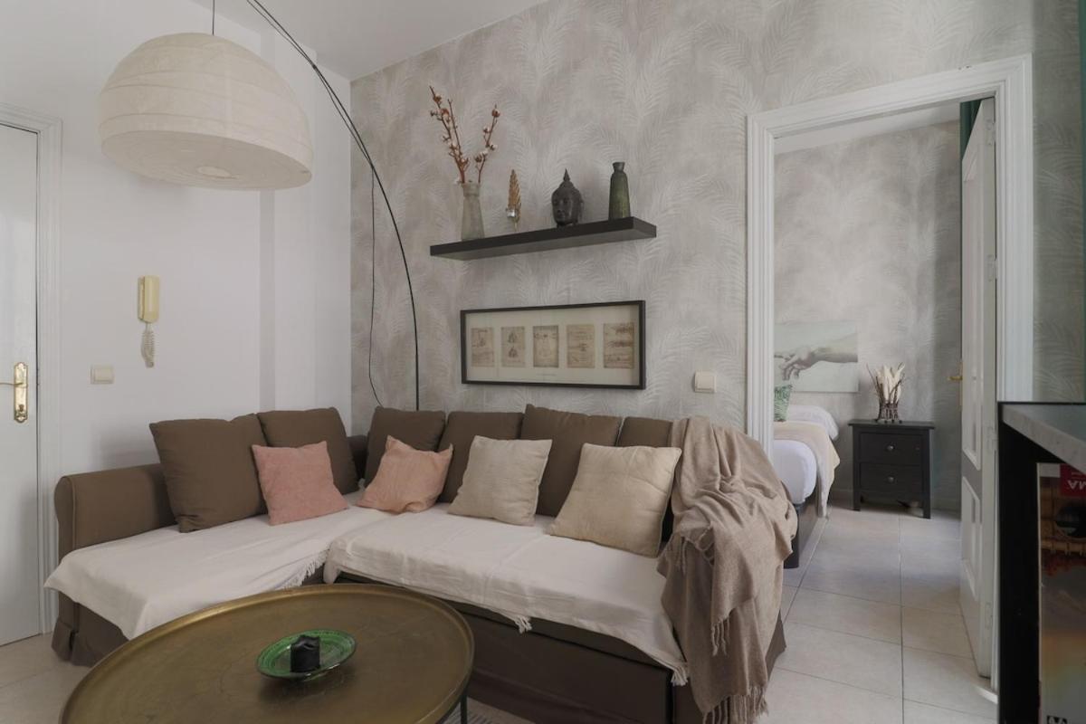 C32 - Cosy Getaway In The Historical Center Of Apartament